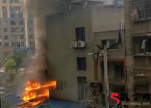 梦见大火把自家房子烧了