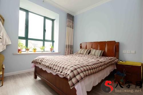 梦见自己家做新房